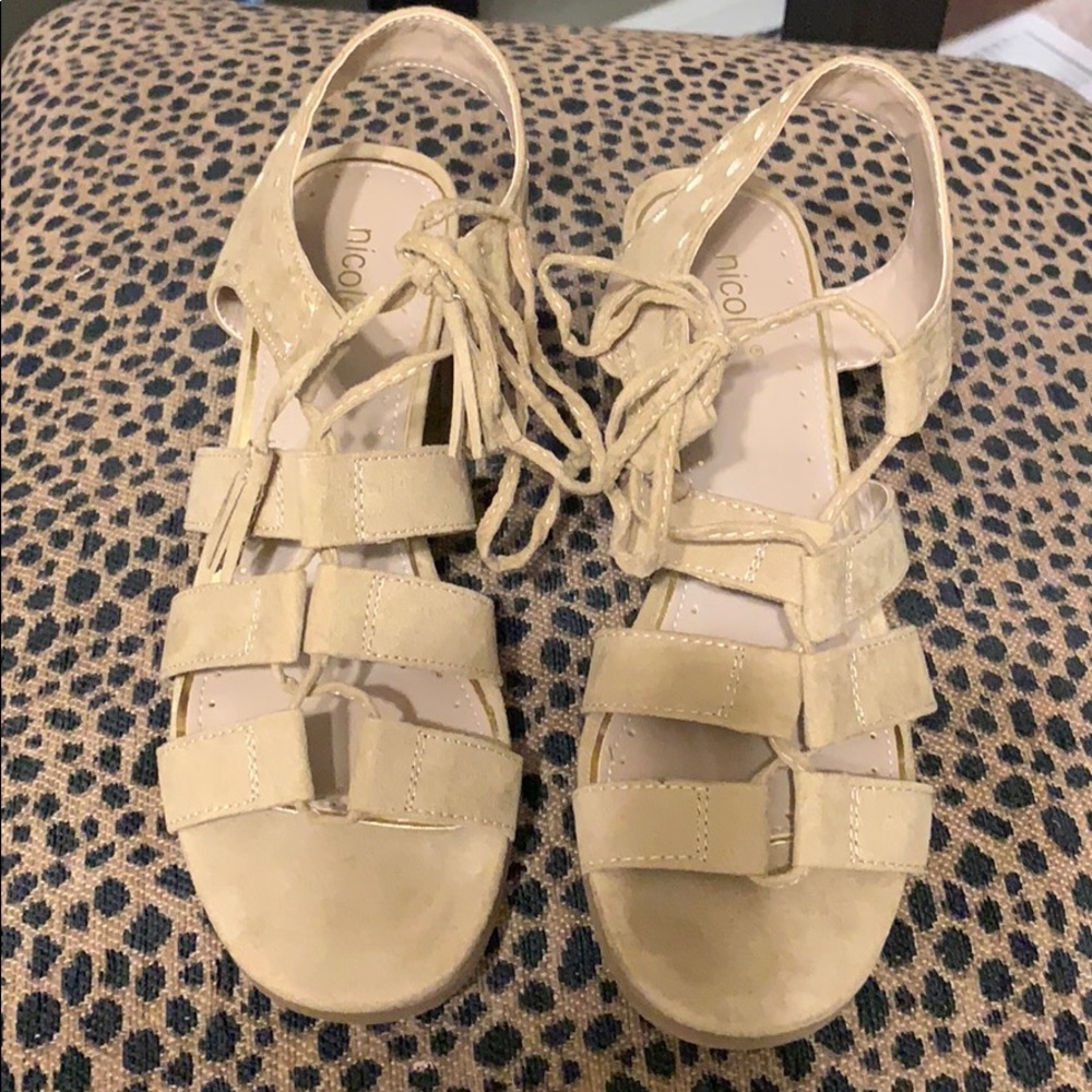 Lace up Tan Sandals